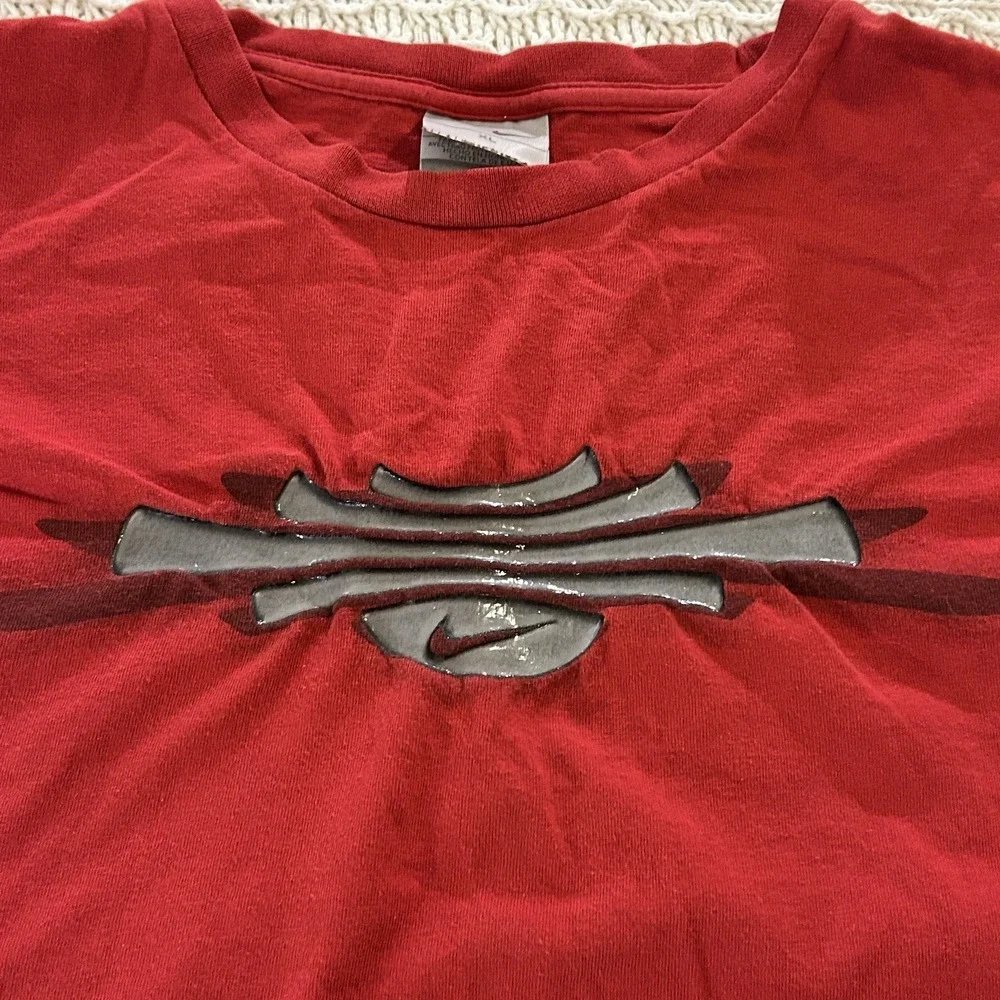 Vintage Nike Red Y2K Men's XL‎ Tee Shirt 100% Cotton
